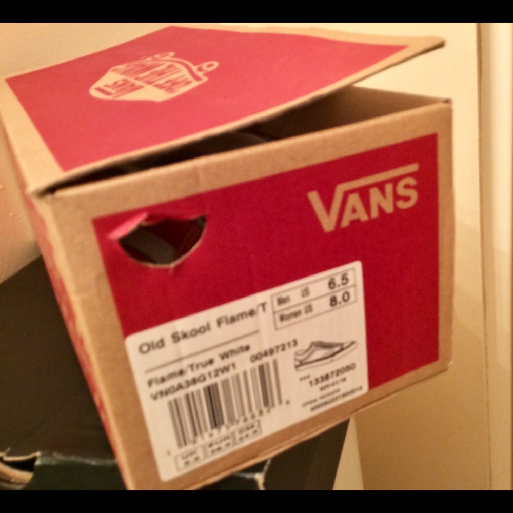 Vans - Picture 4 of 4